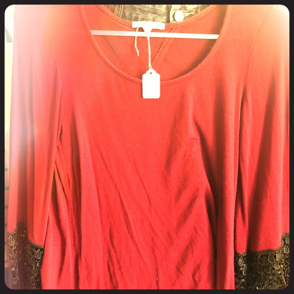 Charlotte rouse shirt